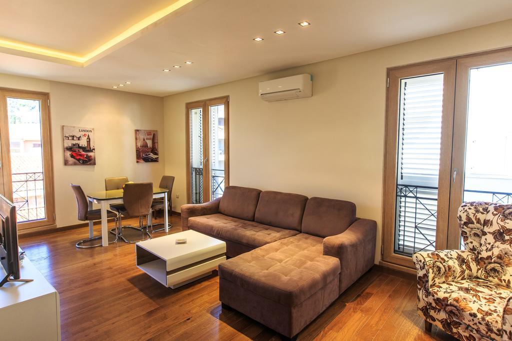 De Lux Apartments Petrovac Exterior photo