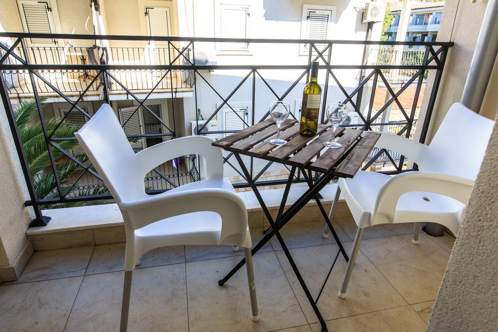 De Lux Apartments Petrovac Exterior photo