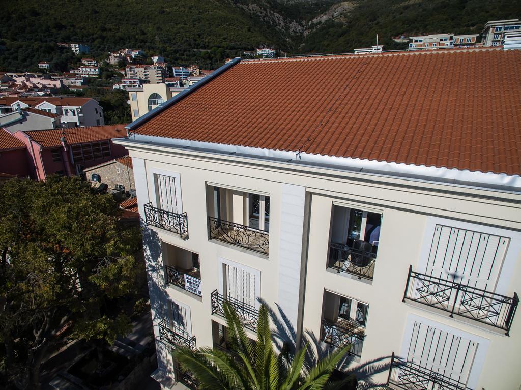 De Lux Apartments Petrovac Exterior photo
