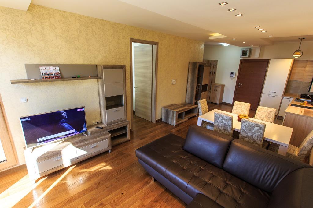 De Lux Apartments Petrovac Exterior photo