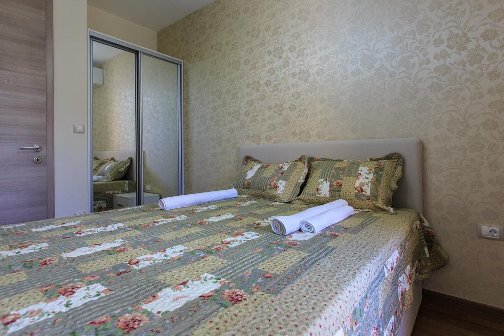 De Lux Apartments Petrovac Exterior photo